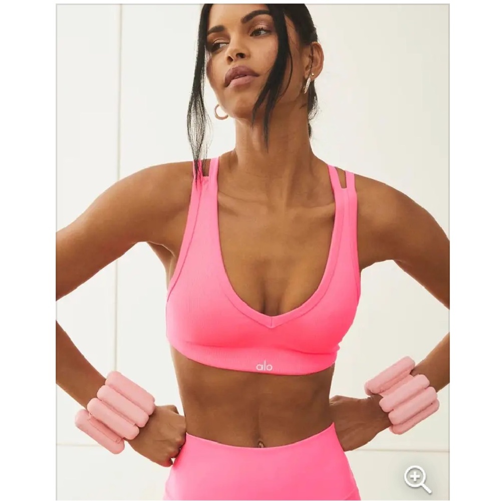Alo Yoga Airlift Ribbed Jump Start V-neck Bra in Fluorescent Coral Pink color